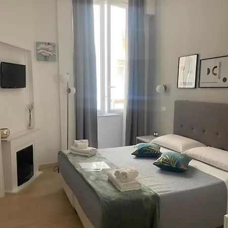 Ad Cavour Luxury - By Ad بيت ضيافة