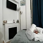 Penzion Ad Cavour Luxury - By Ad 4*
