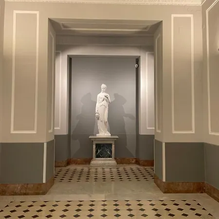 Ad Cavour Luxury - By Ad Vendégház